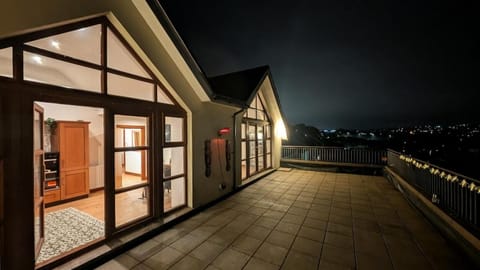 Patio, Night, Balcony/Terrace