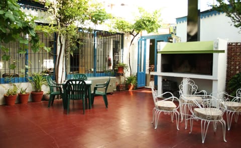 Patio, Day, BBQ facilities, Area and facilities