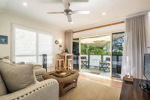 TV and multimedia, Balcony/Terrace, Living room