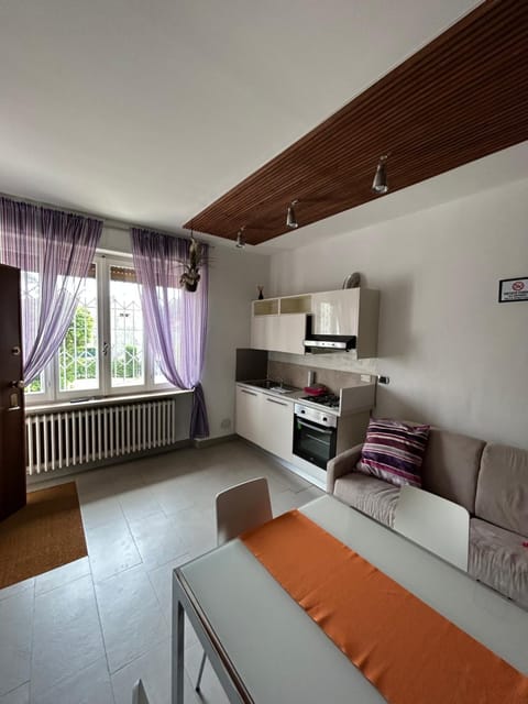 Kitchen or kitchenette, Living room, Photo of the whole room