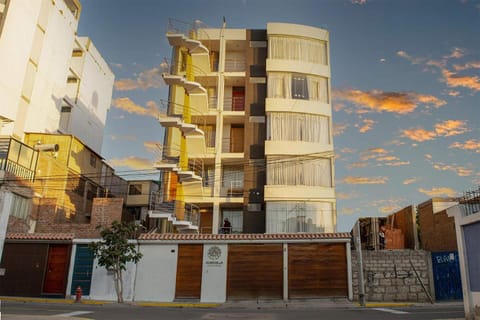 Property building, Facade/entrance