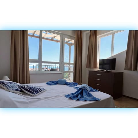 Summer, View (from property/room), Photo of the whole room, Bedroom, Sea view, Area and facilities