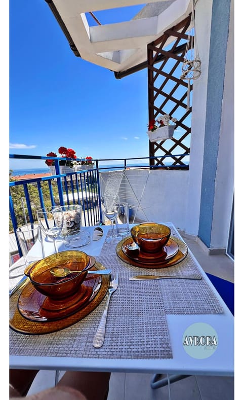 Summer, Balcony/Terrace, Seating area, On site, City view, Sea view, Quiet street view