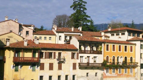 Appartamenti Ponte Vecchio Apartment in Bassano del Grappa