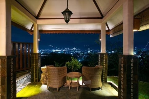 Night, Balcony/Terrace, City view