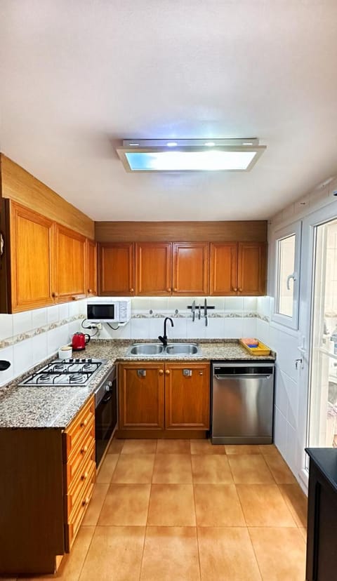 Kitchen or kitchenette, dishwasher, minibar, pet friendly, stove