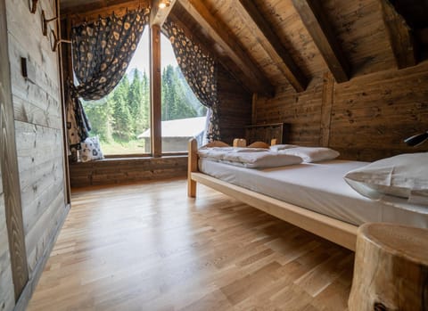 Bird's eye view, Summer, Bedroom, Garden view, Mountain view, Inner courtyard view