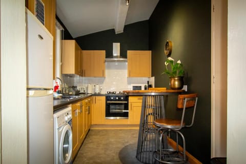 minibar, pet friendly, stove, toaster, washing machine, kitchen, kitchen