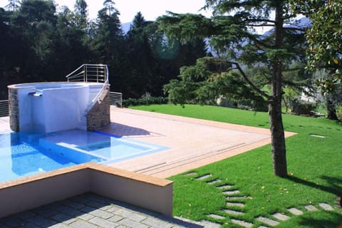 Hot Tub, Swimming pool, Swimming pool