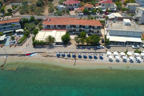 Facade/entrance, Bird's eye view, Beach, Sea view