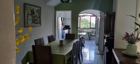 Pousada Casa Verde Inn in Guarapari