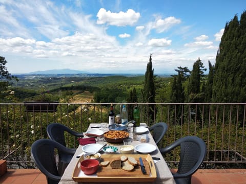 Balcony/Terrace, Balcony/Terrace, Dining area, Landmark view, Lunch