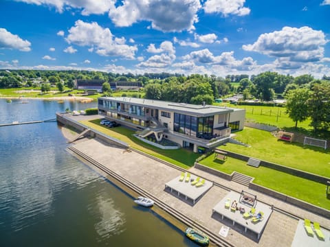 Property building, Bird's eye view