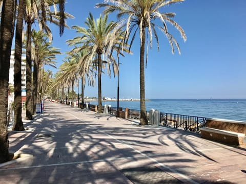 GRAN MARBELLA APARTMENTS by Coral Beach Condominio in Marbella