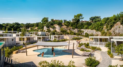 Pool view, Swimming pool