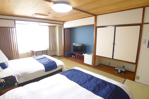 Hotel Shin Makomo Ryokan in Chiba Prefecture