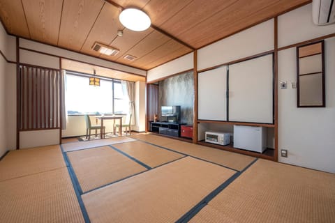 Hotel Shin Makomo Ryokan in Chiba Prefecture