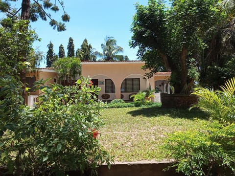 KAMSONS Villa, Serena Road mombasa Pensão in Mombasa