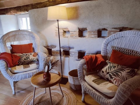 Manoir le Courtillon Bed and Breakfast in Bruz