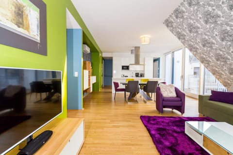 Abieshomes Serviced Apartments - Votivpark Condo in Vienna