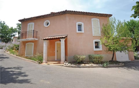 Lovely Home In Fayence With Kitchen House in Fayence