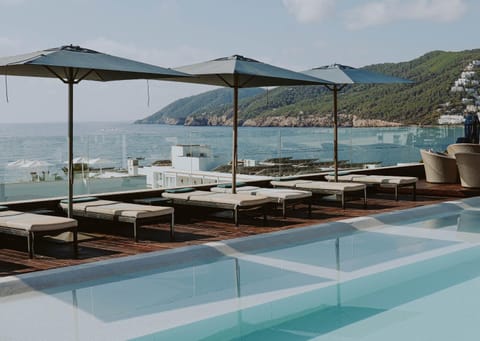 Aguas de Ibiza Grand Luxe Hotel - Small Luxury Hotel of the World Hôtel in Santa Eularia des Riu