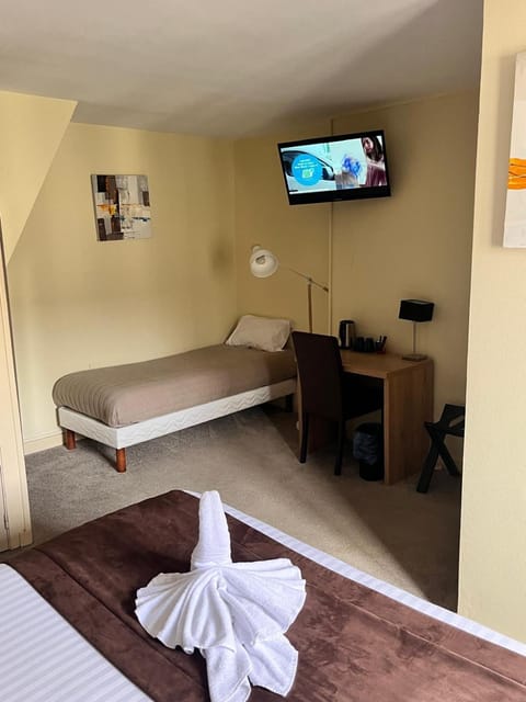 Hôtel L'Univers Hotel in Centre-Val de Loire