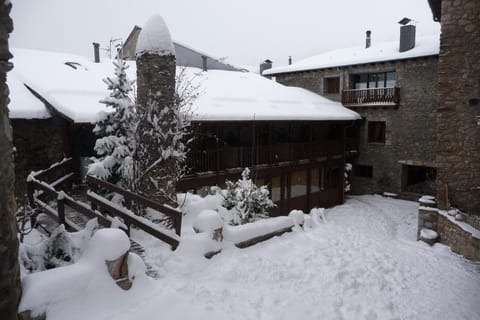 Property building, Patio, Winter