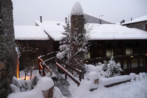 Facade/entrance, Winter