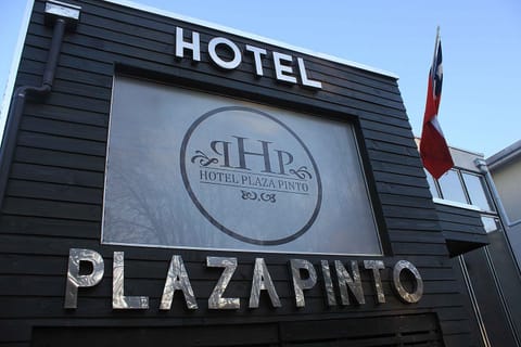 Hotel Plaza Pinto Hotel in Los Ángeles