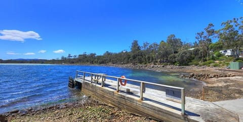 Sommers Bay Beach House Haus in Eaglehawk Neck