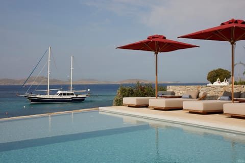 Bill & Coo Coast Suites -The Leading Hotels of the World Hotel in Agios Ioannis Diakoftis