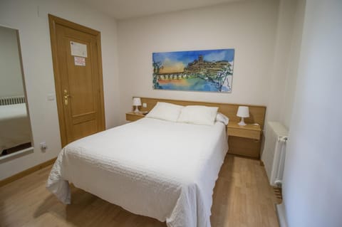 Pension Oasis Bed and Breakfast in Zamora