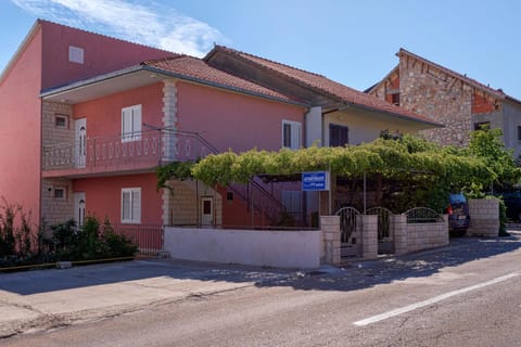 Property building, Facade/entrance, Neighbourhood