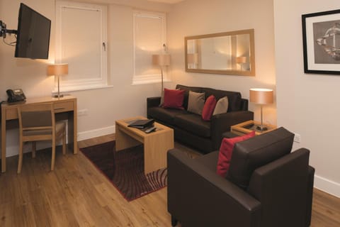 House of Fisher - 100 Kings Road Apartment hotel in Reading