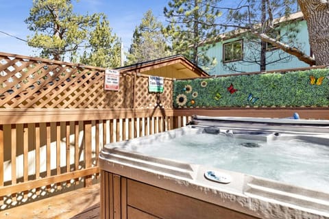 Day, Hot Tub
