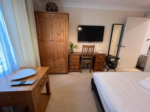 The Best Self Contained Service Studio Apartamento in St Albans