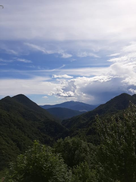 Balcony/Terrace, Mountain view