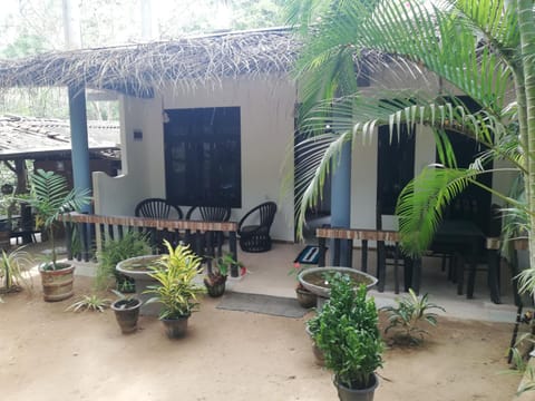 Sea Breeze Garden Alojamiento y desayuno in Tangalle
