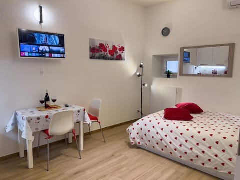 TV and multimedia, Bedroom