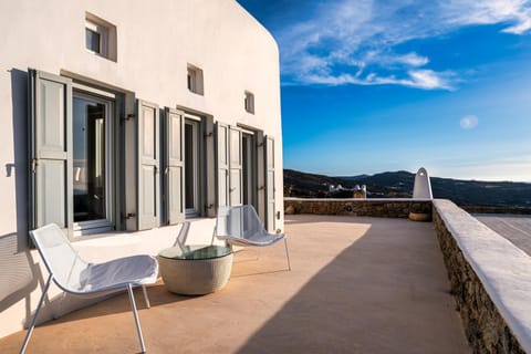 Velanos Villa Villa in Mykonos, Mikonos 846 00, Greece