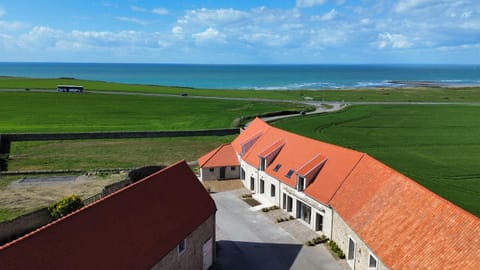 Property building, Day, Natural landscape, Bird's eye view, Sea view