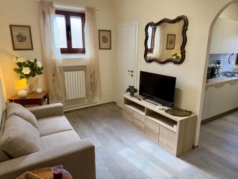 Living room, Evening entertainment, internet