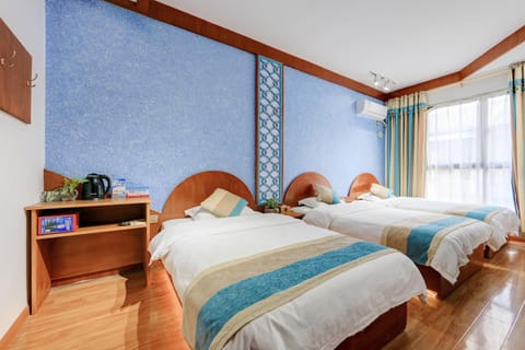 Edinburgh Hostel Bed and Breakfast in Hubei