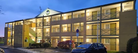 Property building, Night