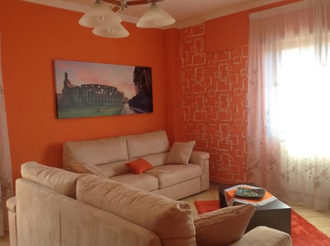 Orange Holiday Home House in Torvaianica