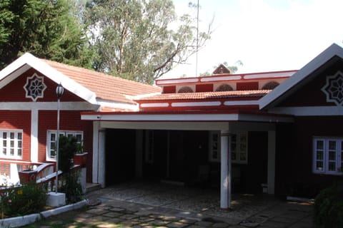 The Red House Bed and Breakfast in Ooty