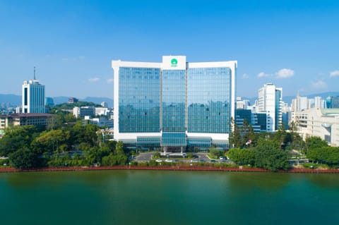 Fuzhou Lakeside Hotel Hotel in Fujian