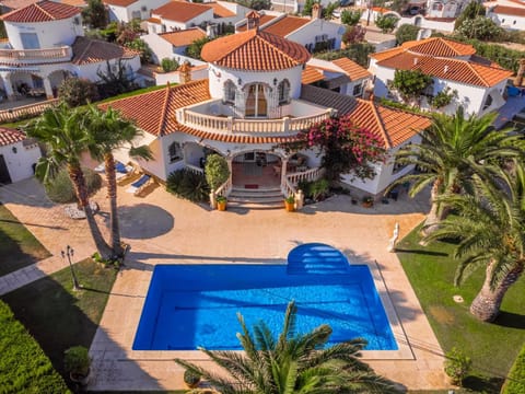 Facade/entrance, Bird's eye view, Garden view, Pool view