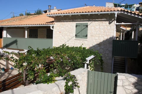 Wild Sea Apartments Eigentumswohnung in Agios Nikitas